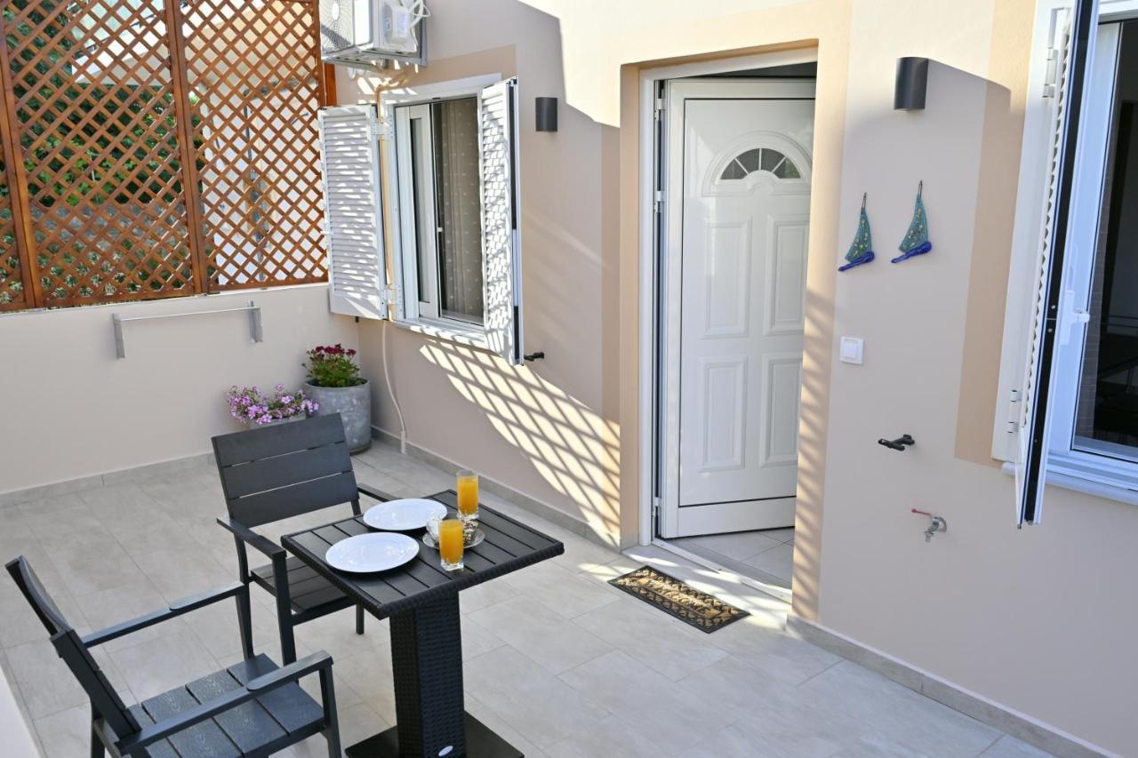 Artemis No.2 Apartment Kíssamos Exterior foto